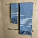 deux serviettes de hammam marocaines tissées à la main en bleu en petite et grande taille