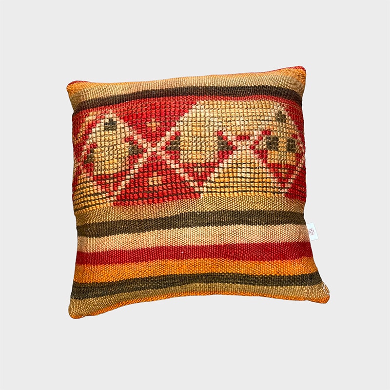 Sahara-dessert-motiv-2 Pillow cover made of vintage carpet