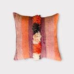 Coussin vintage marocain TEDY dans les tons rose et violet