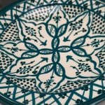 Marockansk tallrik 26 cm_bensin