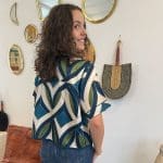 Jacke_NAHLA in Satin mit Blau und Grün mit kurzen Ärmeln