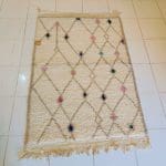 Moroccan beni ouarain_ANEZA with diamond-shaped pattern and small colored diamonds in pink and purple