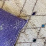 Moroccan beni ouarain_ANEZA with diamond-shaped pattern and small colored diamonds in pink and purple