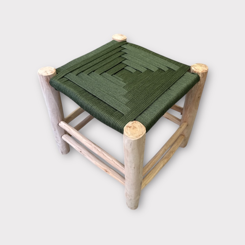 lille skammel med grøn snorflet_4 kleiner grüner Hocker mit Seilgeflecht